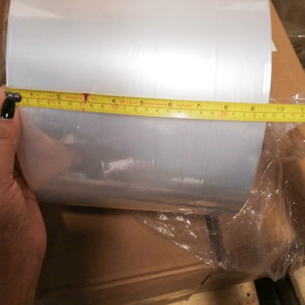 200mm - 1400mm Màng co polyolefin đục lỗ siêu nhỏ 17microns cho sản phẩm sữa